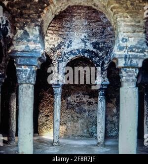 Interior de los Baños árabes de Palma de Mallorca, siglo X. Fotografía del año 1977. Stock Photo