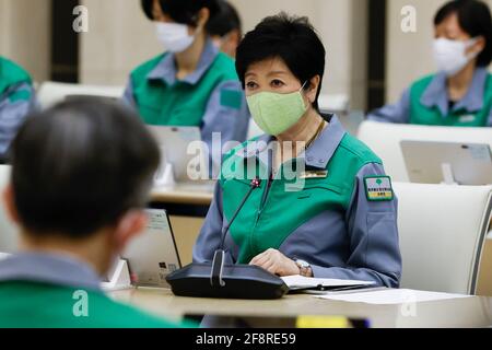 Tokyo, Japan. 15th Apr, 2021. Tokyo Governor Yuriko Koike speaks during a Tokyo COVID-19 meeting at the Tokyo Metropolitan Government building. Tokyo confirmed 729 new cases of COVID-19 on Thursday, the highest number since February 4th. The metropolitan government also asks people to refrain from making trips to or from the capital during the upcoming Golden Week (national holidays) from April 29 to May 5. Credit: Rodrigo Reyes Marin/ZUMA Wire/Alamy Live News Stock Photo