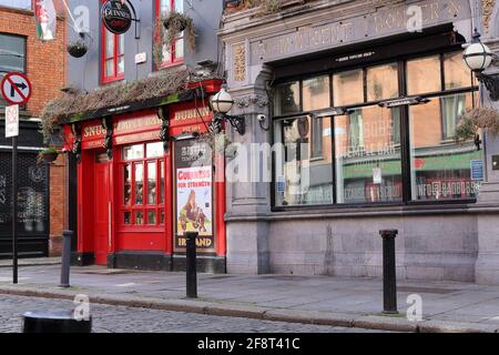 Temple bar pub in Dublin Ireland Stock Photo