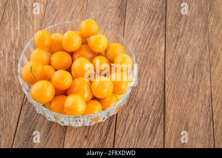 Golden berry, tropical fruit uchuva - Physalis peruviana Stock Photo