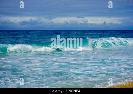 Waves crashing along Sunset Beach, Pupukea, North Shore, Oahu, Hawaii, USA Stock Photo