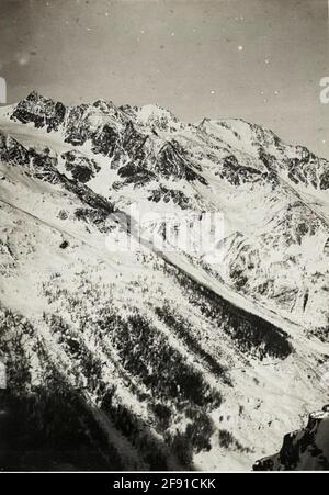 Panorama: Italian positions from the Albiolo to Ercavallo, own field home 4.5.6. and remote view to Monte Vioz. Position: Laghetti I. to Valbiolo. (5th part image.). Stock Photo