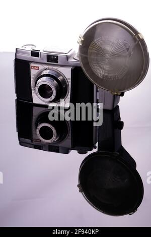 April 8, 2021: Gaziantep, Turkey. A camera from the 1950s. In the 1950s cameras began become quite popular with several designs being introduced. The 35mm format became increasingly popular although the120 roll film was still used. The 1950s also witnessed a widespread of camera manufacturing centres Credit: Muhammed Ibrahim Ali/IMAGESLIVE/ZUMA Wire/Alamy Live News Stock Photo