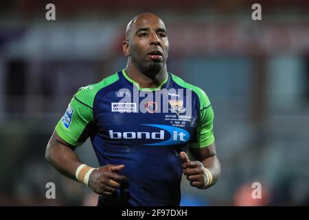 Kingston Upon Hull, UK. 16th Apr, 2021. Michael Lawrence (10) of Huddersfield Giants during the game in Kingston upon Hull, UK on 4/16/2021. (Photo by Mark Cosgrove/News Images/Sipa USA) Credit: Sipa USA/Alamy Live News Stock Photo