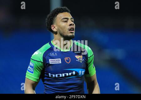 Kingston Upon Hull, UK. 16th Apr, 2021. Darnell McIntosh (5) of Huddersfield Giants during the game in Kingston upon Hull, UK on 4/16/2021. (Photo by Mark Cosgrove/News Images/Sipa USA) Credit: Sipa USA/Alamy Live News Stock Photo