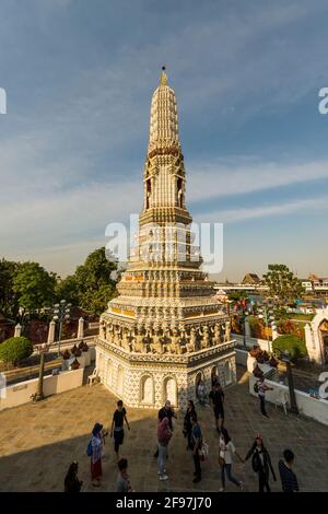 Thailand, Bangkok, the Wat Arun temple, visitor, Stock Photo