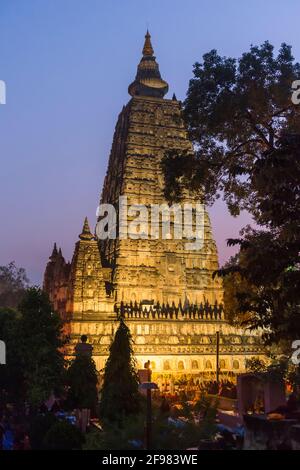 India, Bodhgaya, scenes at the Mahabodhi temple Stock Photo