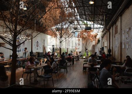 The interior of Daelim Changgo warehouse cafe in Seongsu (Seongsu-don), a hip area of the South Korean capital known as 'the Brooklyn of Seoul', Korea. Stock Photo