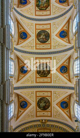 MODICA, ITALY, APRIL 26, 2017: Interior of the chiesa di San Pietro in Modica, Sicily, Italy Stock Photo