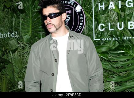 Bad bunny hi-res stock photography and images - Alamy