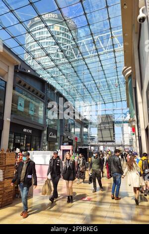 Birmingham city centre, UK. 17th Apr, 2021. Shoppers in the Bullring took advantage of the beautiful weather in Birmingham city centre to enjoy 'Super Saturday'. Thousands of people came out despite the funeral of Prince Philip taking place today. Pubs and bars were full and streets were a sea of people. Pic by Credit: Ben Formby/Alamy Live News Stock Photo