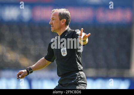 Swansea, UK. 17th Apr, 2021. referee Keith Stroud, during the game in Swansea, UK on 4/17/2021. (Photo by Mike Jones/News Images/Sipa USA) Credit: Sipa USA/Alamy Live News Stock Photo