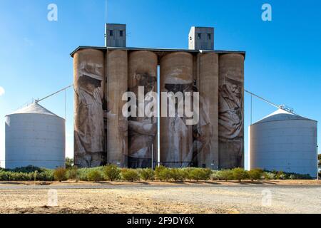 ''Farmers'' Silo Art, Brim, Victoria, Australia Stock Photo