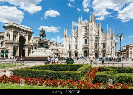 Milan, Milan Province, Lombardy, Italy.  The Duomo, or cathedral, in the Piazza del Duomo.  Building on far left is the Galleria Vittorio Emanuele II Stock Photo