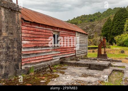 Old mining factory in the ghost town of Waiuta, South Island of New Zealand Stock Photo