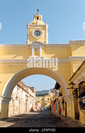The Santa Catalina Arch On 5th Avenue In La Antigua Guatemala - Central America - 24th of March 2011 Stock Photo