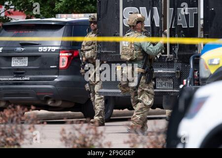 Austin, Texas, USA. 18th Apr, 2021. Police SWAT along with the Texas Dept. of Public Safety (DPS) and FBI investigate the scene of a triple homicide in northwest Austin, TX on Sunday morning in the Arboretum area. The suspect is still at large and has been identified by law enforcement as Stephen Broderick (not shown) a former Travis County Sheriff's Department detective. Credit: Bob Daemmrich/ZUMA Wire/Alamy Live News Stock Photo