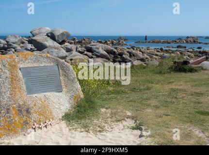 Commemorative plaque in memory of the sailors of the Canadian destoyer HMCS Athabaskan (1st of the name) torpedoed in the English Channel and sunk on Stock Photo