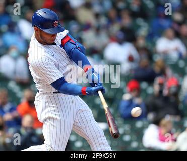 The Chicago Cubs' Willson Contreras connects for his second home run of the game against the Atlanta Braves in the third inning at Wrigley Field on Saturday, April 17, 2021, in Chicago. (Photo by John J. Kim/Chicago Tribune/TNS/Sipa USA) Credit: Sipa USA/Alamy Live News Stock Photo