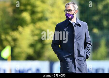 Antonio Cincotta (Head Coach Fiorentina Femminile) with the team during ACF  Fiorentina Femminile vs
