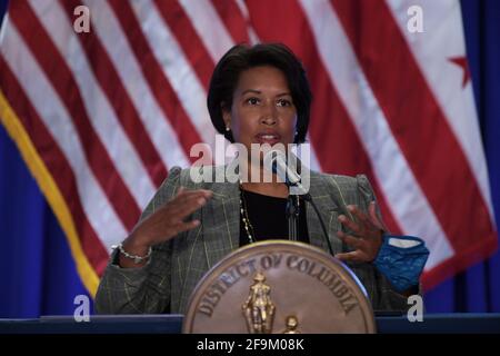 Washington, Distric of Columbia, USA. 19th Apr, 2021. DC Mayor MURIEL BOWSER speaks during a press conference about Covid19 Recovery Efforts and Parking Enforcement, today on April 19, 2021 at Old Council Chambers in Washington DC, USA. Credit: Lenin Nolly/ZUMA Wire/Alamy Live News Stock Photo