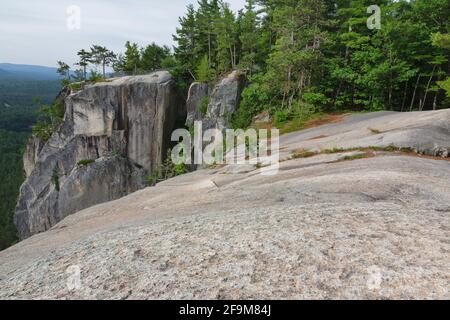 The top of Cathedral Ledge in Bartlett, New Hampshire. Cathedral Ledge is a popular rock climbing area in New Hampshire. Stock Photo