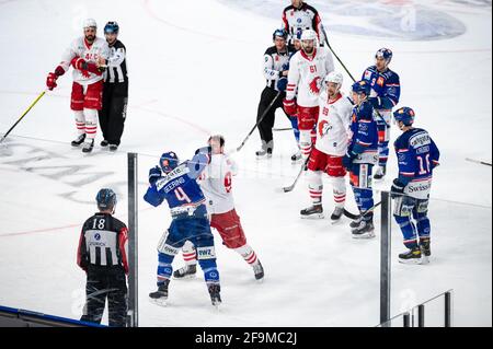 Zurich, Switzerland. 19th Apr, 2021. April 19, 2021, Zurich, Hallenstadion, NL 1/4 Final - Game 4: ZSC Lions - Lausanne HC, wild scenes. # 4 Patrick Geering (ZSC) and # 94 Tim Bozon (Lausanne) don't give each other anything (Switzerland/Croatia OUT) Credit: SPP Sport Press Photo. /Alamy Live News Stock Photo