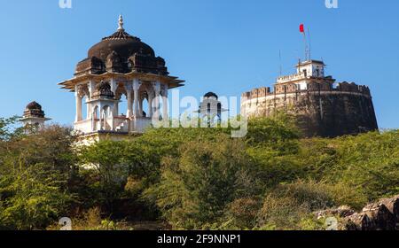 Detail of upper part of Taragarh fort in Bundi town, typical medieval fortress in Rajasthan, India Stock Photo