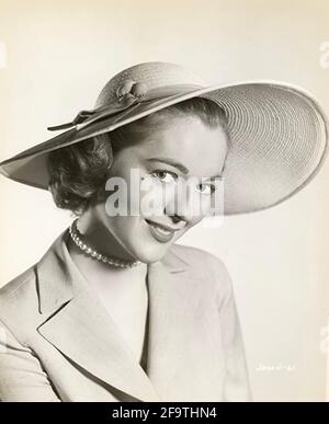 JOAN WELDON (1930-2021) American film actress in 1954 Stock Photo