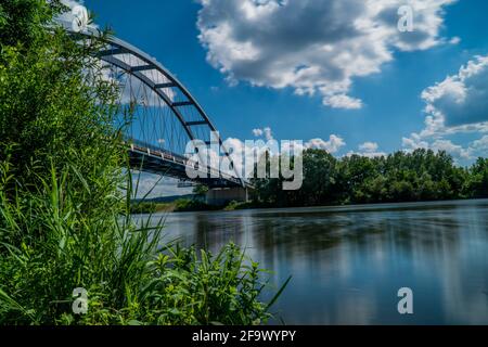 Mesmerizing view of a beautiful Missouri river, a bridge at Leavenworth Kansas Stock Photo