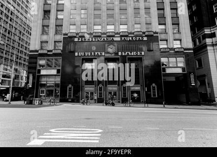 The 1930 art deco facade of the Pennsylvania Railroad Suburban Station, in Penn Center,, South 16th Street, Philadelphia, USA. B&W Stock Photo