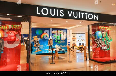 amazon luxury shop louis vuitton