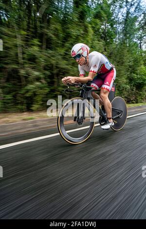 Bilbao. Javier Gomez Noya by bike at full speed in the LD Triathlon Spanish Championship in Bilbao 2020 Stock Photo Alamy
