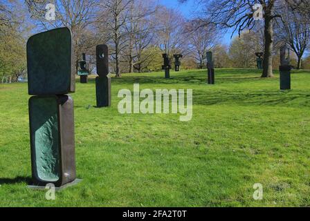 Bronze sculptures of ‘The Family of Man’ by Barbara Hepworth at Yorkshire Sculpture Park, Wakefield, Yorkshire Stock Photo