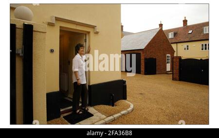 Glenys Jones resident of Poundbury who feels strongly about the planned development of Jubilee Court in Poundbury, Prince of Wales model village, Dorchester in Dorset.pic David Sandison 25/8/2004 Stock Photo