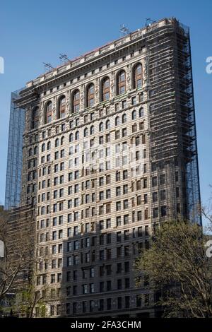Flatiron Building under renovation, NYC, 2021 Stock Photo