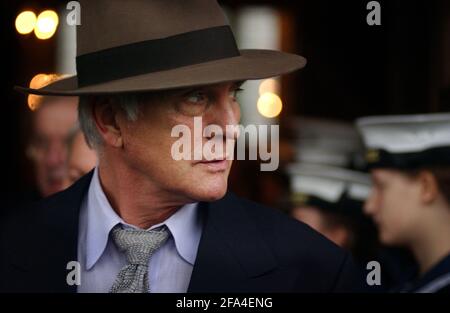 TERENCE STAMP AT A MEMORIAL SERVICE FOR PETER USTINOV AT ST MARTIN IN THE FIELDS.18/11/04 PILSTON Stock Photo