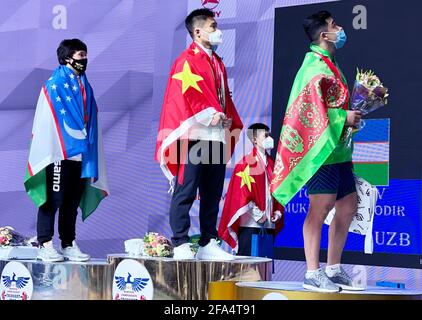 Tashkent 21st Apr 2021 Lyu Xiaojun Of China Competes During The Men S 81kg Match At The Asian Weightlifting Championships In Tashkent Capital Of Uzbekistan April 21 2021 Lyu Broke The Snatch World