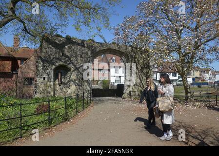 Canterbury Kent, UK. 23rd Apr, 2021. Visitors to Westgate Gardens in Canterbury Kent enjoy the warm spring weather both on and off the River Great Stour Credit: MARTIN DALTON/Alamy Live News Stock Photo