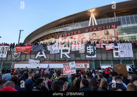 London, UK. 23 April 2021. Arsenal Fans protest against club owner Stan Kroenke, in the aftermath of the attempted European Super League breakaway, before a Premier League match against Everton at the Emirates Stadium, London. Picture date: Friday April 23, 2021. Photo credit should read: Matt Crossick/Empics/Alamy Live News Stock Photo