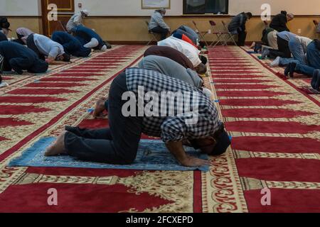 muslim prayer times new york city