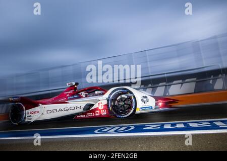 06 Muller Nico (ger), Dragon / Penske Autosport, Penske EV-5, action during the 2021 Valencia ePrix, 3rd meeting of the 2020-21 Formula E World Championship, on the Circuit Ricardo Tormo from April 23 to 25, in Valencia, Spain - Photo Germain Hazard / DPPI / LiveMedia Stock Photo