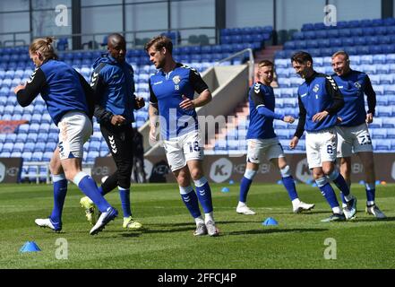 OLDHAM, UK. APRIL 24TH Oldham Athletic's Conor McAleny warming up the Sky Bet League 2 match between Oldham Athletic and Grimsby Town at Boundary Park, Oldham on Saturday 24th April 2021. (Credit: Eddie Garvey | MI News) Credit: MI News & Sport /Alamy Live News Stock Photo