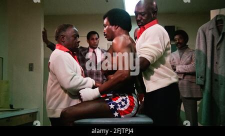 USA. Carl Weathers and Tony Burton in a scene from C United