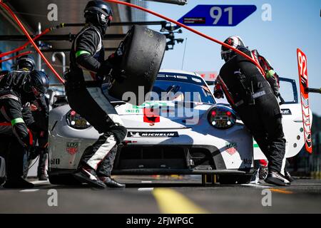 92 Estre Kevin (fra), Jani Neel (che), Porsche GT Team, Porsche 911 RSR - 19, action pitstop during the Prologue of the 2021 FIA World Endurance Championship on the Circuit de Spa-Francorchamps, from April 26 to 27 in Stavelot, Belgium - Photo Florent Gooden / DPPI Stock Photo