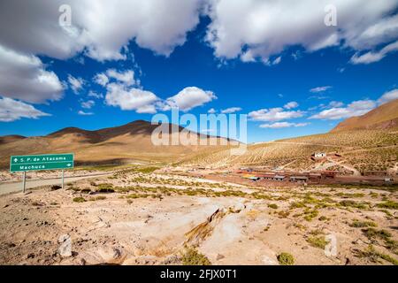 View from the Route B 245 at sunrise, a scenic road in the north of Chile. The road runs from San Pedro de Atacama to El Tatio Geysers, near the borde Stock Photo