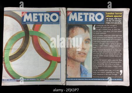 The front pages of London Metro newspapers published on 7th (left) & 8th (right) July 2005 before and after the terrorists attacks. (SEE NOTES) Stock Photo