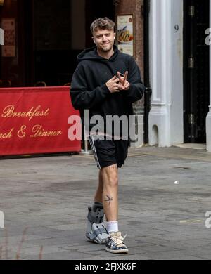 London, UK. 26th Apr, 2021. Roman Kemp seen departing after his Capital FM show at the Global Radio Studios in London. Credit: SOPA Images Limited/Alamy Live News Stock Photo