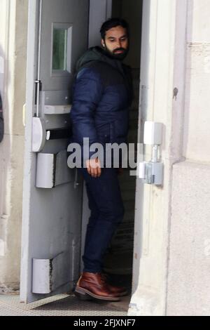 New York, NY, USA. 26th Apr, 2021. Kunal Nayyar on the set of the new Apple TV  series Suspicion on April 26, 2021 in New York City. Credit: Rw/Media Punch/Alamy Live News Stock Photo