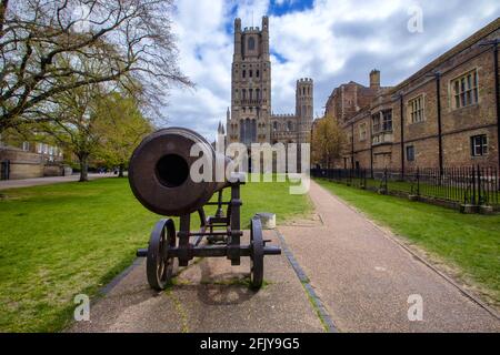 The Russian Cannon outside the Cathedral in Ely, Cambridgeshire, UK Stock Photo